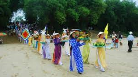 Bhiệc bhan pa căn Thu Bồn bơơn xay moon nắc c’kir Văn hóa phi  vật thể k’tiếc k’ruung