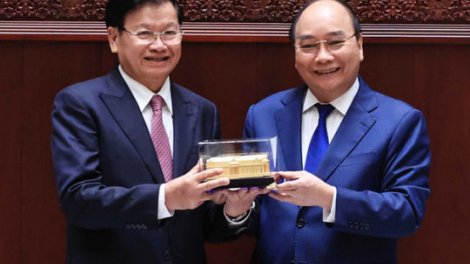 Pa dưr xa nay bh’rợ đoàn kết chr’năp, k’rong bhrợ prang zập n’đăh Việt- Lào, Lào- Việt tước ooy ga măc chr’năp dal t’mêê