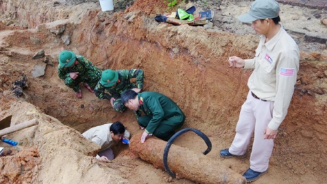 Na Uy đoọng k’nặ 30 tỷ đồng zooi Quảng Trị bhr’lậ râu căh liêm crêê âng bom mìn