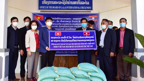 Đương pay 2 tấn cha nêếh âng tỉnh Salavan cher đoọng ha đhanuôr tỉnh Thừa Thiên Huế