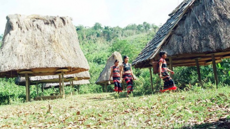 Liêm chr’nắp j’niêng bh’rợ t’moót, ta lấh zơng đợc ha roo âng manứih Cơ Tu