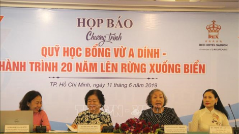 38 tỷ đồng zúp zooi học sinh, sinh viên manuýh acoon cóh lâng zr’lụ biển đảo