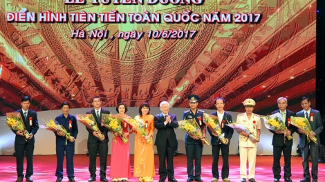 Tr’lưm lâng zâp apêê liêm chr’nắp tiên tiến cóh prang k’tiếc k’ruung c’moo 2017