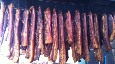 Pr’đươi pr’dua n’goóh p’riêng-Nắc đoo bh’rợ bhrợ têng cha k’van cóh Sơn La