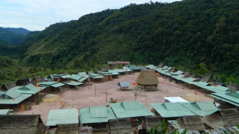 Ma nuýh Cơ Tu đhị TaBhing bhrợ c’lâng