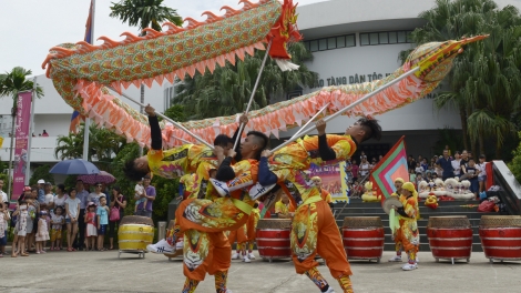 Bhui har Trung thu, chếêc lêy năl pr’hoọm văn hoá Bạc Liêu đhị Thủ đô Hà Nội