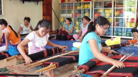 C’lâng n’đoo đoọng ha bhiệc pa choom bh’rợ tr’nêng da ding k’coong Quảng Nam?