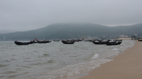 Ch’mêết lêy môi trường đoọng bhrợ têng bh’rợ pa dưr biển miền Trung.​