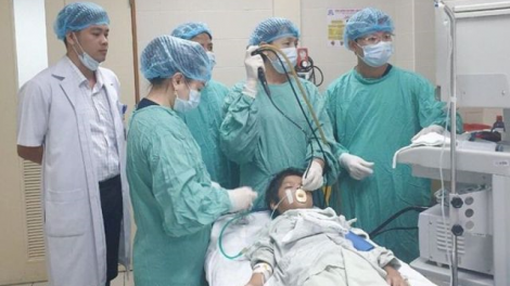 Trông dấc mưy p’niên k’tứi manứih Lào crêê n’hang a’xiu tắc cóh xoóh lấh 1 c’xêê