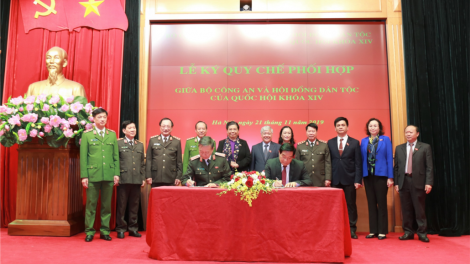Ký quy chế pa zưm bhlưa Bộ Công an lâng Hội đồng Dân tộc âng Quốc hội