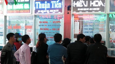 Đà Nẵng: Xe chở đơơng t’mooi pa dzoóc zên tơợ 40% tước 60% bêl Tết