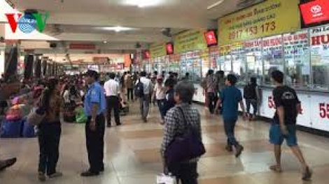 Quảng Ngãi: Cắh đoọng pa dzoóc zên vé xe tết lất cơnh xa nay
