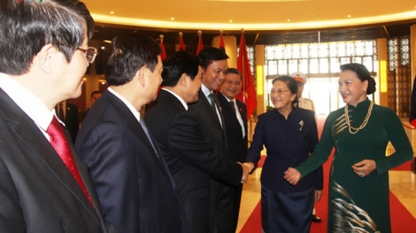 Chủ tịch Quốc hội k’tiếc k’ruung CHDCND Lào tước lum lêy lâng bhrợ bhiệc đhị tỉnh Cà Mau
