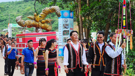 Bhiệc bhan sâm Ngọc Linh g’lúh 3 – 2019: Tr’ang tr’clá da ding k’coong ga mắc ma bhuy