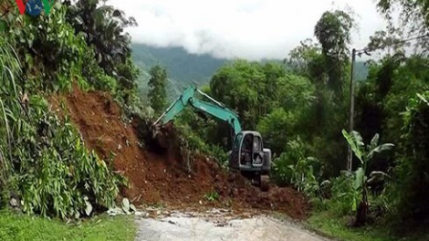 Lấh 13 r’bhâu pr’loỌng đong đhanuôr xoọc ắt mamông vêy đhr’năng crêê túh đơơng p’loọng, hr’lang hr’cấh k’tiếc