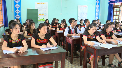 Phước Sơn nắc ra văng đoọng ha c’moo học t’mêê 2020-2021