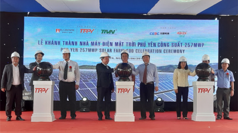 Phú Yên: Pa lúih đong máy điện mặt t’ngay ga mắc bhlầng đhị miền Trung