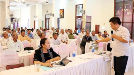 T’bhlầng xay moon pháp luật tước ma nuýh vêy chr’nắp dal cóh đhanuôr acoon cóh