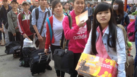 Đà Nẵng: Zúp zooi 350 vé xe đoọng ha sinh viên đha rựt chô  ooy vel đong cha Tết