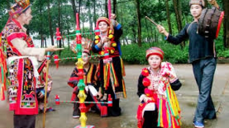 Coz phính miền Việt Nam nhây lầy tzình páo dung thứ 3 hoi 22.12.2015