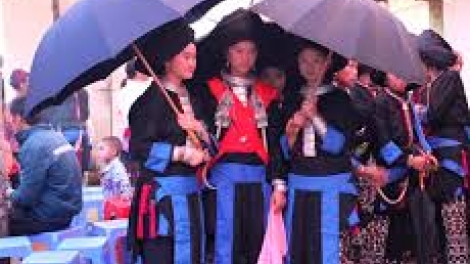 Lầy tzình khzáng ca páo dung thứ 3 hnoi 9/2/2016 ( Mồng 2 Tết)