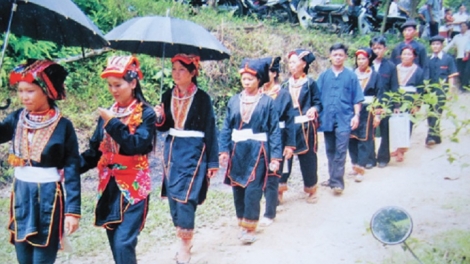 Lầy tzình páo dung Chủ nhật hoi 18/6/2017