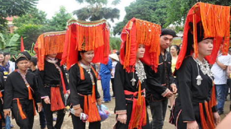 Lầy tzình páo dung chủ nhật hoi 26/8/2018