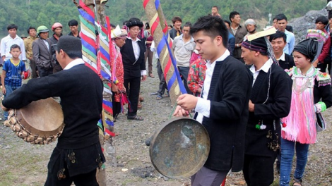 Lầy tzình phát sinh ìu miền vả thứ 5 hoi 25/10/2018