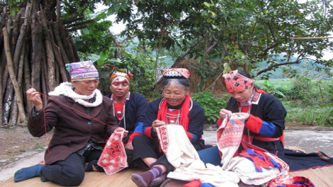 Lầy tzình páo dung  Chủ nhật hoi 10/3/2019