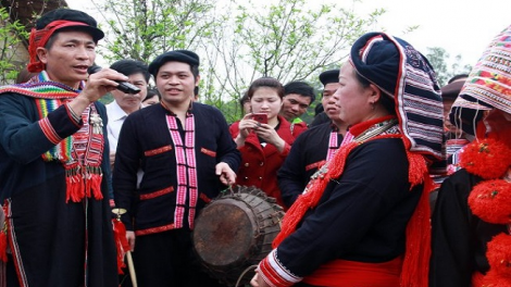 Lầy tzình páo dung chủ nhật hoi 17/5/2020