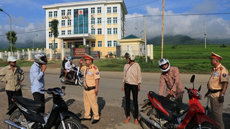 Pành on chào tầu