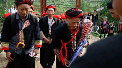 Lầy tzình phát sinh ìu miền vả thứ 6 hoi 20/8/2021