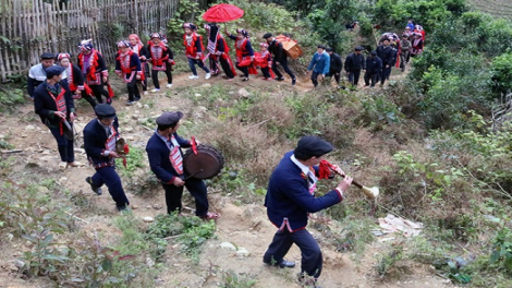 Lầy tzình páo dung chủ nhật hoi 17/10/2021