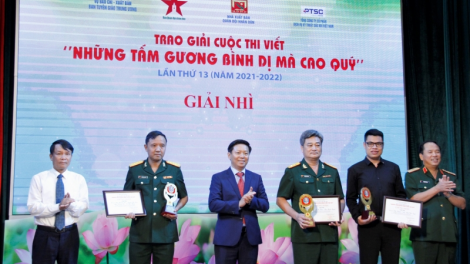 Mđup brei klei pah mni klei bi lông čih “Dŭm mta klei bi hmô jăk lehanăn yuôm bhăn”