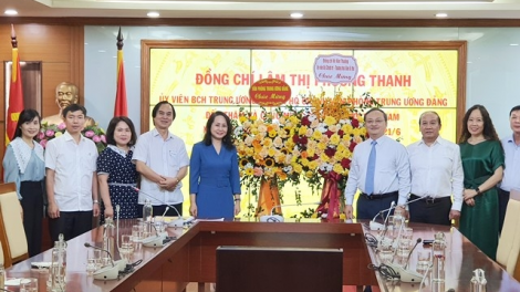 Dŭm phŭn, dhar bruă nao čhưn leh anăn hơêč hmưi Sang mđung asăp blŭ Việt Nam gưl 21/6