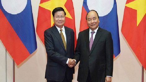 Khoa dêh ]ar ơi Nguyễn Xuân Phúc tu\ jum Khoa dêh ]ar Lào ơi Thongluon Sisoulith