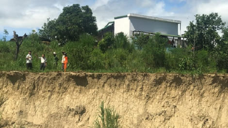 Daklak: Tơhlom lon [ơi ia Krông Bông ngă ]i dlưh lu sang do\