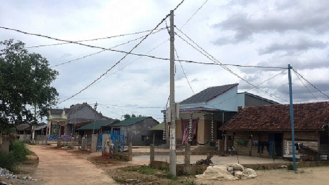 Plơi Nam Dao do\ hăng kual kơdư hơmâo laih apui lơtrik