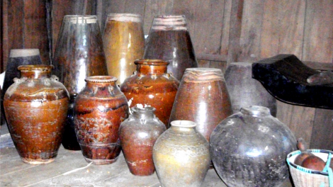 Noa ]eh amăng tơlơi hơd^p mơda djuai ania Êđê