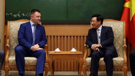 Ngă gal brơi kơ hlăk ai Việt – Nga bơbưp, ngă hro\m nao rai