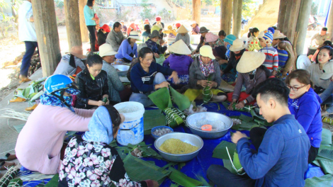 Kontum: Ngui ngơr hơtuk [a` c\ưng hla mơtah [ơi hơdôm boh plơi djuai ania [iă