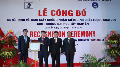 Sang hră Đại học Tây Nguyên lăi pơthâo tu\ yua hiam bruă pơtô hrăm gưl prong