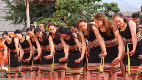 Kontum: Pok phun Jơlan hơdră Gru bơyan bơnga – Bơyan bơnga Canh Tý 2020