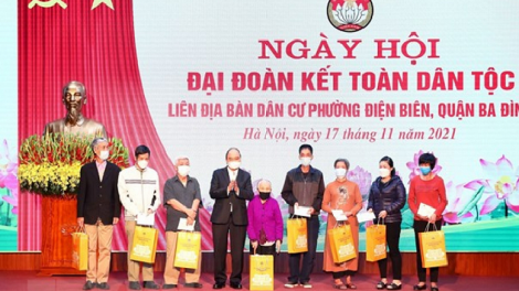 Khua mir sir ơi Nguyễn Xuân Phúc jơnum Hrơi gum pơgôp djop djuai ania ƀơi kuân Ba Đình, Hà Nội