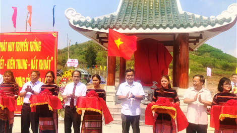 Mă yua pơnăng hơdor anih hơkrŭ Jơnum min pơ ala hăng jơnum min mơnuih ƀôn sang Gia Lai