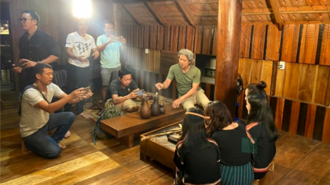 Càr Dăk Lăk chồl pràn broă tơrbŏ bal, ai geh bơta pràn nhơl chờ tơnguh bơtàu