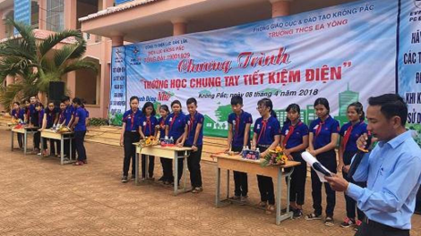 Càr Dak Lak lơh pràn mblàng yal tềm pềr ồs đèng tàm hìu bơsram