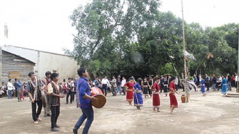 Lơh chờ `ô lir bong làng bol kòn cau Sơdàng, kis tàm kơnhoàl Cư\ Mgar, càr Dak Lak