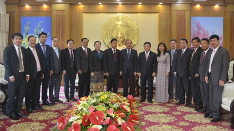 Lâm Đồng wa\ rò mpồl Kuang bàng dờng màng ala mat càr lơgar Vientiane, lơgar Lào