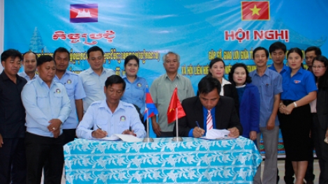 Mpồl ơruh pơnu càr Kon Tum lơgar Việt Nam mờ mpồl tam klăc ơruh pơnu càr Rattanakiri, lơgar Campuchia tìp bal, cri bơyai bal broă mờng chài tàm broă lơh